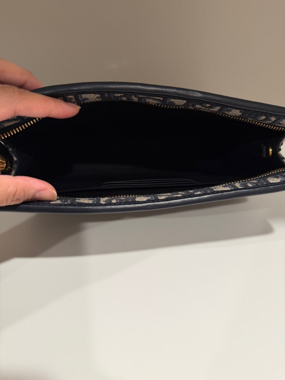 Christian Dior 30 Montaigne Dea Pouch - Picture 6 of 6